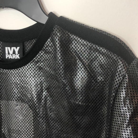 IVY PARK Metallic Mesh Crop Tee - Picture 6 of 8